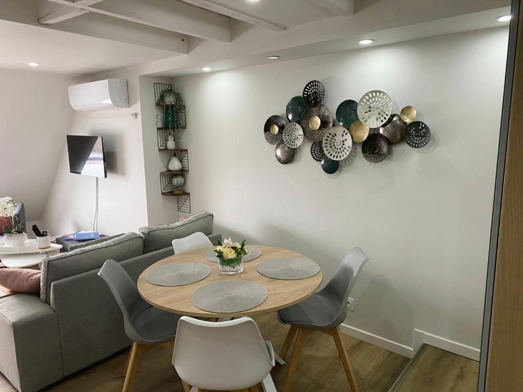 Comfortable Air-Conditioned T3 In The Heart Of Amboise With Parking Space Экстерьер фото